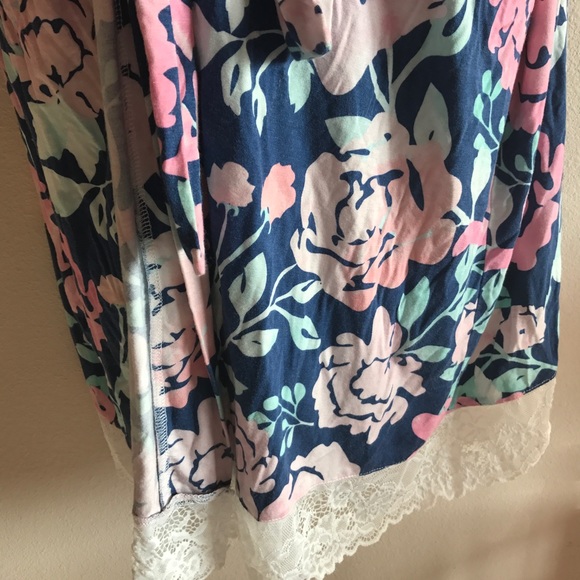 Marleylilly Monogramed Floral Lace Robe - Picture 4 of 8